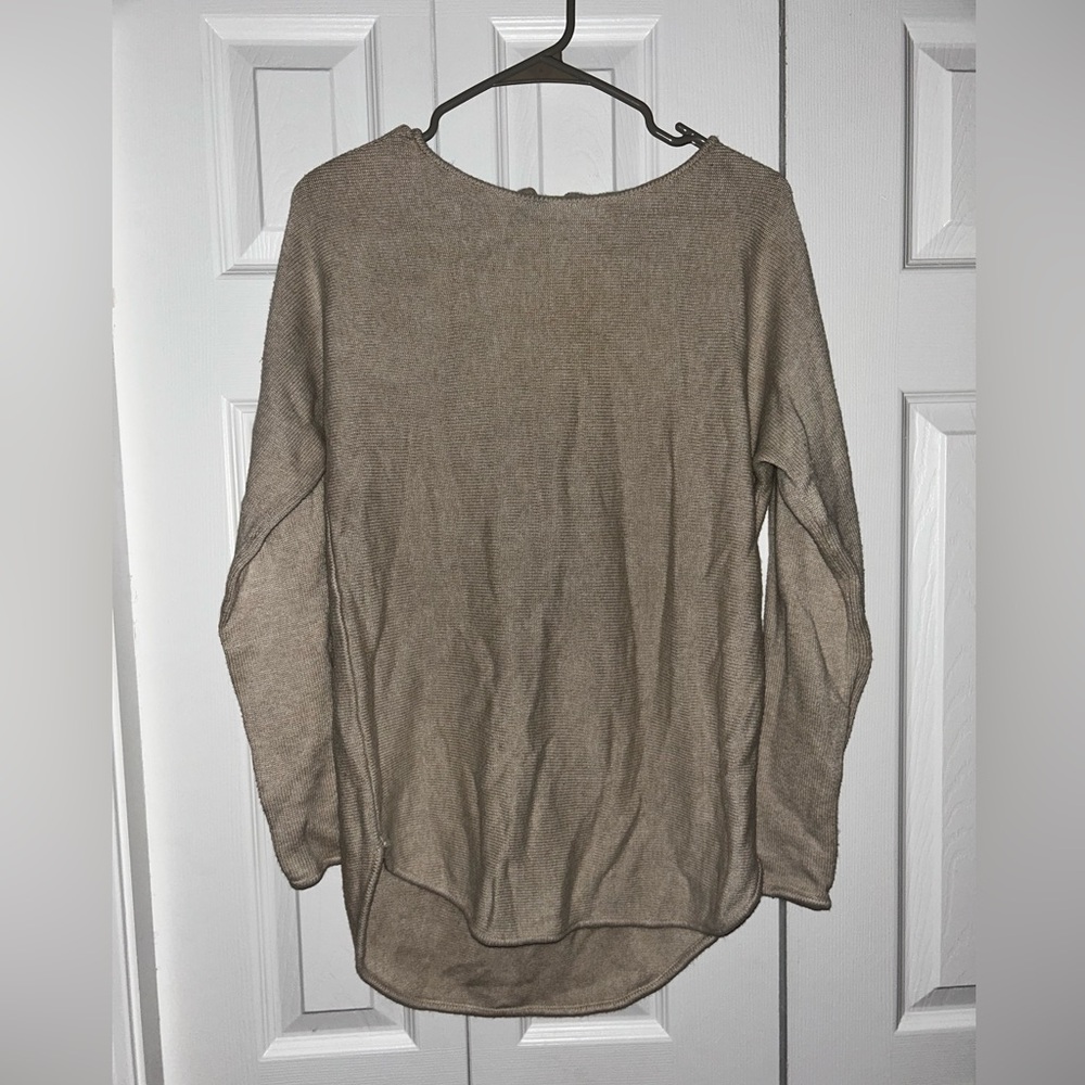 Small tan Micheal kors sweater with zipper